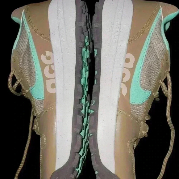 Nike ACG Lowcate Men's 7.5 Outdoor Shoes Brown DX2256-200 ORIGINAL.*WORE ONCE* - Picture 6 of 11
